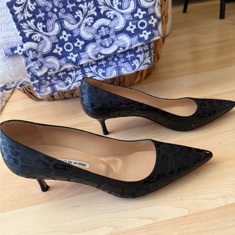 Manolo Blahnik Black Pumps